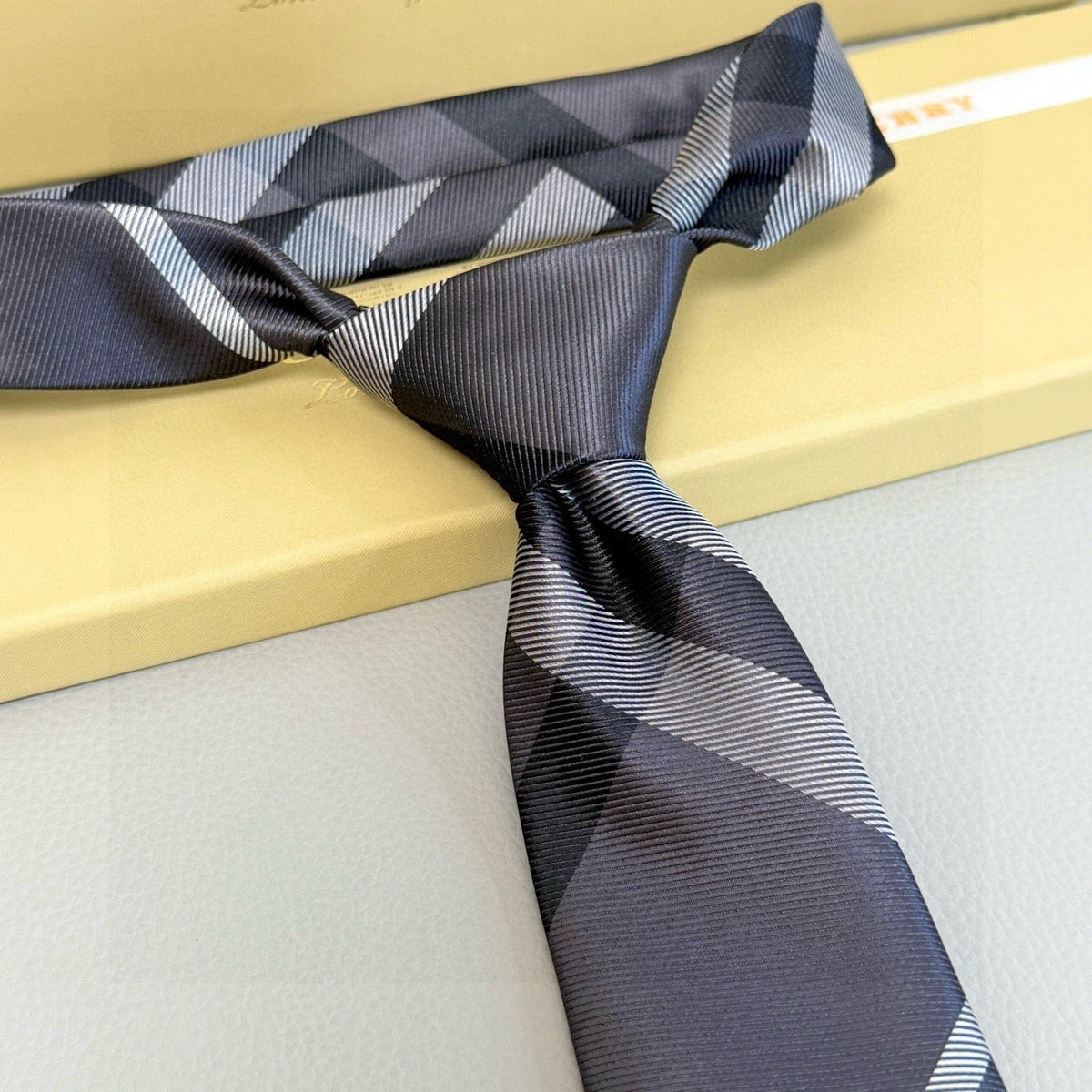 Burberry Style Men's Check Silk Tie