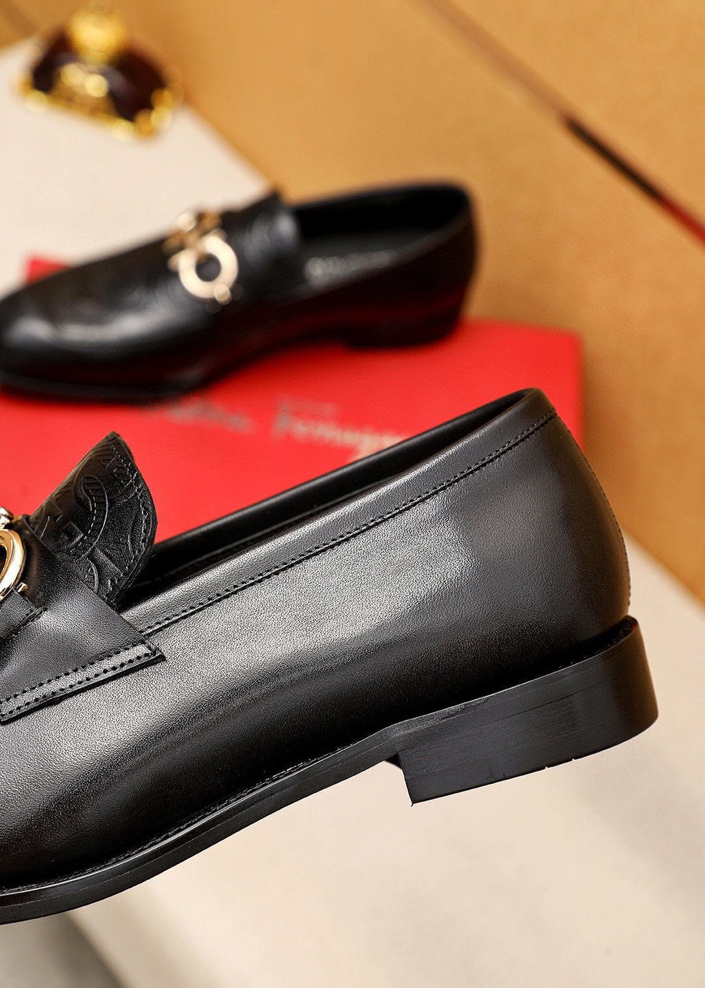 Ferragamo Men's Black Embossed Buckle Loafers - Metal Vamp Hardware